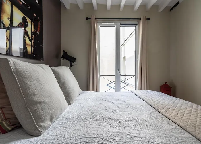 In A Prime Location 4* Paris